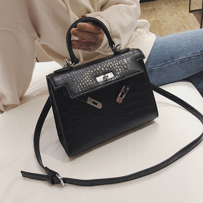 Retro bag female 2019 new wave Korean version of the fashion wild crocodile pattern casual billiard shoulder slung Kelly bag
Retro bag female 2019 new wave Korean version of the fashion wild crocodile pattern casual billiard shoulder slung Kelly bag