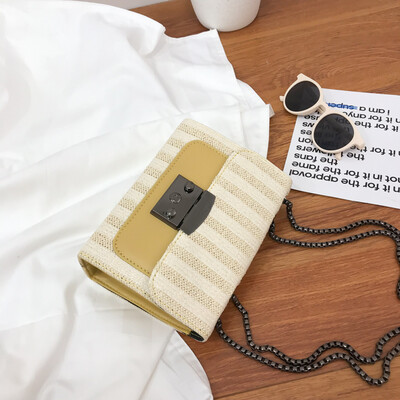 2019 new Sen temperament chain Messenger bag female simple contrast color woven bag fashion wild striped shoulder bag
2019 new Sen temperament chain Messenger bag female simple contrast color woven bag fashion wild striped shoulder bag