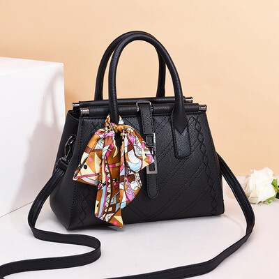 Direct sales 2019 new womens bag PU leather fashion trend mobile handbags Messenger bag
Direct sales 2019 new womens bag PU leather fashion trend mobile handbags Messenger bag