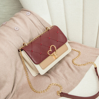 Summer color chain female Korean version of Joker shoulder slung fashion texture small square bag
Summer color chain female Korean version of Joker shoulder slung fashion texture small square bag