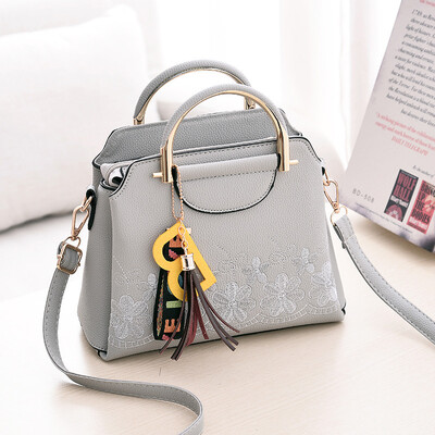 New womens bag handbag summer casual fashion embroidery simple atmosphere ladies shoulder diagonal package
New womens bag handbag summer casual fashion embroidery simple atmosphere ladies shoulder diagonal package