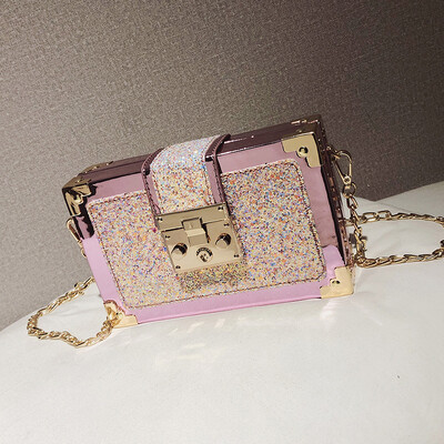 New womens bag Korean fashion sequins small bags tide cool wild shoulder Messenger bag charming chain small square bag female
New womens bag Korean fashion sequins small bags tide cool wild shoulder Messenger bag charming chain small square bag female