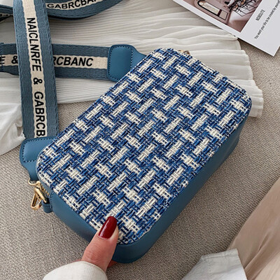 Small bag women 2019 new tide Korean version of woolen cloth summer broadband bag shoulder slung small square bag tide
Small bag women 2019 new tide Korean version of woolen cloth summer broadband bag shoulder slung small square bag tide