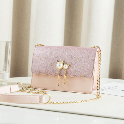 Summer little girl fashion chain bag small square bag foreign gas woman single shoulder slant
Summer little girl fashion chain bag small square bag foreign gas woman single shoulder slant