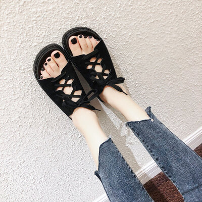 One word slipper girl summer cool drags the fashion to go out beach shoe half drags the soft flat bottom
One word slipper girl summer cool drags the fashion to go out beach shoe half drags the soft flat bottom