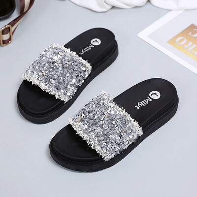 Korean version of 2019 summer new dew toe drag sequins flat bottom womens slippers slope with thick slippers gladiator sandals
Korean version of 2019 summer new dew toe drag sequins flat bottom womens slippers slope with thick slippers gladiator sandals