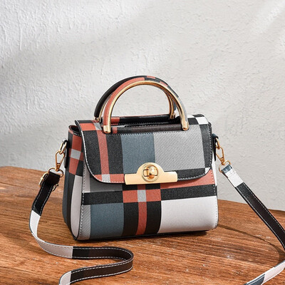 Summer small bag ladies fashion ins tide fashion wild shoulder bag diagonal cross package summer
Summer small bag ladies fashion ins tide fashion wild shoulder bag diagonal cross package summer