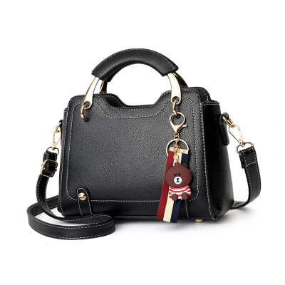 Womens new personality handbag Korean version of womens handbag simple leisure Baitie one shoulder slanting bag
Womens new personality handbag Korean version of womens handbag simple leisure Baitie one shoulder slanting bag