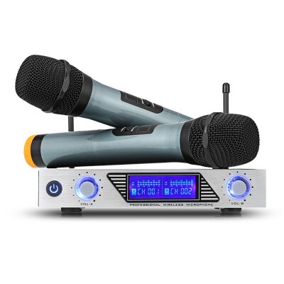 MV - 878 Wireless Handheld Microphone Dual Channel UHF System with Dynamic Cartridge
MV - 878 Wireless Handheld Microphone Dual Channel UHF System with Dynamic Cartridge