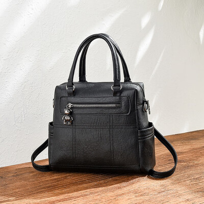 In summer the new shoulder bag the Korean version of the handbag the fashion girl bag the backpack with one shoulder one shou
In summer the new shoulder bag the Korean version of the handbag the fashion girl bag the backpack with one shoulder one shou