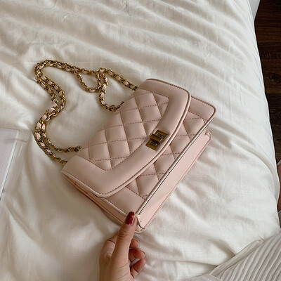 Qiao Bani 2019 new Korean fashion Dongdaemun simple rhombic chain flip bag shoulder diagonal female bag
Qiao Bani 2019 new Korean fashion Dongdaemun simple rhombic chain flip bag shoulder diagonal female bag