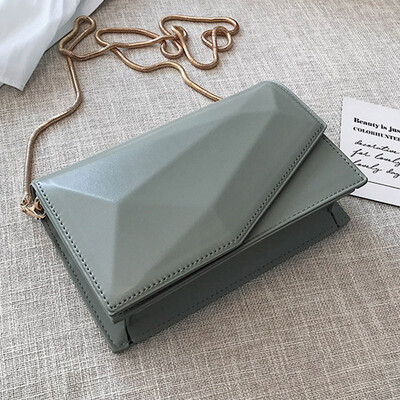 Summer new texture womens bag 2019 new Korean version of fashion single shoulder slant chain small square bag
Summer new texture womens bag 2019 new Korean version of fashion single shoulder slant chain small square bag