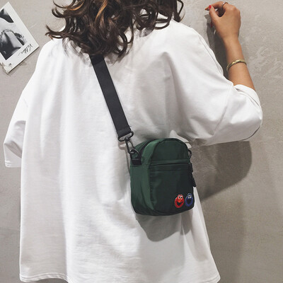 Net red small bag female new 2019 tide Korean version of the wild shoulder bag ins foreign girl sesame street Messenger bag
Net red small bag female new 2019 tide Korean version of the wild shoulder bag ins foreign girl sesame street Messenger bag