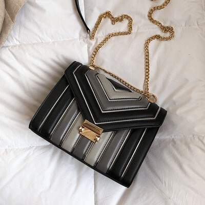 Ins small bag female chic wild 2019 new wave Korean version of the slung shoulder chain fashion personality small square bag
Ins small bag female chic wild 2019 new wave Korean version of the slung shoulder chain fashion personality small square bag