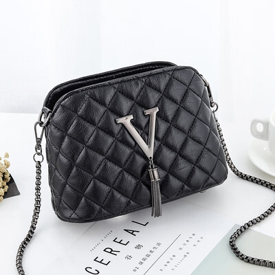 LadiesBag with Slant Bag Womens Bag in Korean Edition Fashionable Baitao Linger Bag Single Shoulder Womens Bag Chain Bag
LadiesBag with Slant Bag Womens Bag in Korean Edition Fashionable Baitao Linger Bag Single Shoulder Womens Bag Chain Bag