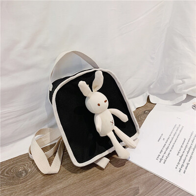 2019 new cute cute cartoon simple versatile shoulder bag fashion casual bunny girl portable canvas bag 
2019 new cute cute cartoon simple versatile shoulder bag fashion casual bunny girl portable canvas bag
