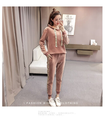 Wholesale winter sportswear womens golden fleece 2018 new thick double-sided velvet warm casual two-piece set
Wholesale winter sportswear womens golden fleece 2018 new thick double-sided velvet warm casual two-piece set