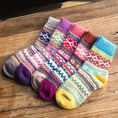 New Fashion Brand Quality Business Men&39s Women&39s Socks 5 color Rhombus Printing Autumn Winter Casual sock For Men Wome
New Fashion Brand Quality Business Men&39s Women&39s Socks 5 color Rhombus Printing Autumn Winter Casual sock For Men Wome