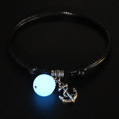 Creative Glow In Dark Bracelet Female Jewelry Gift Handmade Black Rope Leaves Chain Bracelet
Creative Glow In Dark Bracelet Female Jewelry Gift Handmade Black Rope Leaves Chain Bracelet