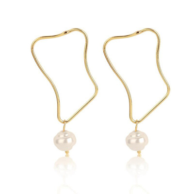 2019 new brand design irregular gold series earrings generous simple temperament pendant earrings Korean earrings for women
2019 new brand design irregular gold series earrings generous simple temperament pendant earrings Korean earrings for women