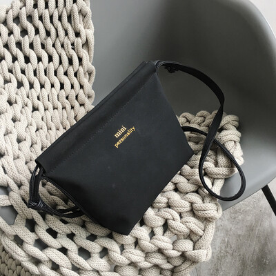 Ins Super Fire Bag Female 2019 New Tide Korean Fashion Frosted Bucket Bag Fairy Joker Single Shoulder Messenger Bag
Ins Super Fire Bag Female 2019 New Tide Korean Fashion Frosted Bucket Bag Fairy Joker Single Shoulder Messenger Bag