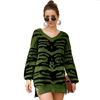 Women Autumn All-match Loose Long Sleeve V-collar Long Style All-match Color-blocked Sweater
Women Autumn All-match Loose Long Sleeve V-collar Long Style All-match Color-blocked Sweater