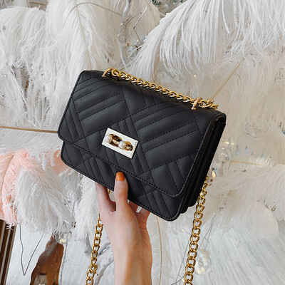 Ins super fire pack small square bag on the new Korean version of the fashion chain small bag shoulder slung small bag Lingge retro female
Ins super fire pack small square bag on the new Korean version of the fashion chain small bag shoulder slung small bag Lingge retro female