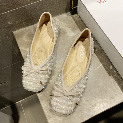 Korean version of Joker shoes womens summer fashion square rhinestone pearl pouring shoes bow flat grandma shoes
Korean version of Joker shoes womens summer fashion square rhinestone pearl pouring shoes bow flat grandma shoes