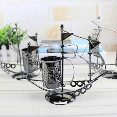 Greensen Personality Iron Small Sailboat Pen Holder Pen Container Home Office Desk Model Decoration
Greensen Personality Iron Small Sailboat Pen Holder Pen Container Home Office Desk Model Decoration
