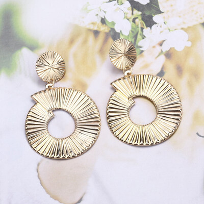 2019 Hot Sale Women Heart Drop Earrings Girl Gift Flower Leaf Pendant Statement Earring Fashion Party Jewelry bijoux Orecchini
