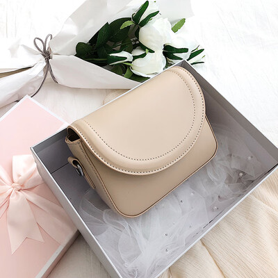 Summer simple small bag net red advanced sense of foreign style womens bag 2019 new texture small square bag shoulder Messenger b
Summer simple small bag net red advanced sense of foreign style womens bag 2019 new texture small square bag shoulder Messenger b