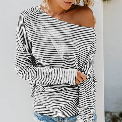 Women Autumn Sexy Stripes Print Round Collar Off-the-shoulder Bat Sleeve Casual T-shirt Pullover Loose Tops
Women Autumn Sexy Stripes Print Round Collar Off-the-shoulder Bat Sleeve Casual T-shirt Pullover Loose Tops