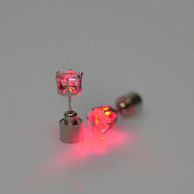 LED Luminous Zirconia Stone Ear Stud Earrings for Nightclubs Dance Party Accessories Light Up LED Bling Ear Studs
LED Luminous Zirconia Stone Ear Stud Earrings for Nightclubs Dance Party Accessories Light Up LED Bling Ear Studs