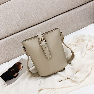 Tailored Womens Fashion Hasp Pure-Colour Retro Zipper Casual Shoulder Bag Bucket Bag
Tailored Womens Fashion Hasp Pure-Colour Retro Zipper Casual Shoulder Bag Bucket Bag