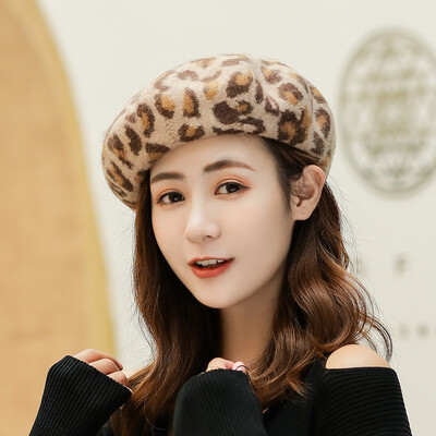 Dongyun Japanese Fashion Leopard-print Beret Hat New Autumn&Winter Female Artist Hat Literature&Art Pumpkin Hat Tide
Dongyun Japanese Fashion Leopard-print Beret Hat New Autumn&Winter Female Artist Hat Literature&Art Pumpkin Hat Tide