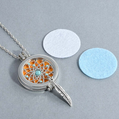 DIY Hollow Vintage Aromatherapy Perfume Essential Oils Necklace Necklace Pendant Dream Catcher Necklace
DIY Hollow Vintage Aromatherapy Perfume Essential Oils Necklace Necklace Pendant Dream Catcher Necklace