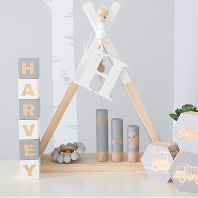 Triangular Storage Holder Wooden Moisture-proof Storage Rack Household Wall Decoration Craft Nordic Style
Triangular Storage Holder Wooden Moisture-proof Storage Rack Household Wall Decoration Craft Nordic Style