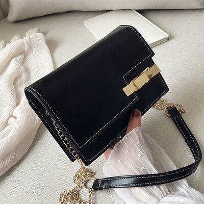 Crossbody bags for women Pu Leather Solid Color Versatile Messenger Lock Buckle Simple Retro Shoulder Bag
Crossbody bags for women Pu Leather Solid Color Versatile Messenger Lock Buckle Simple Retro Shoulder Bag