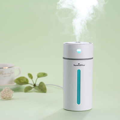 New USB mini diamond cup humidifier creative home air purification hydrating spray car humidifier black
New USB mini diamond cup humidifier creative home air purification hydrating spray car humidifier black