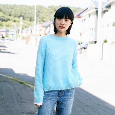 And with pure Raincun C6140 mohair sweater womens head straight short solid color sweater shirt sky blue C6140L60M
And with pure Raincun C6140 mohair sweater womens head straight short solid color sweater shirt sky blue C6140L60M