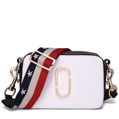 Monalisa lady shoulder bag wide shoulder strap contrast color shoulder slung small square bag D98M295 white
Monalisa lady shoulder bag wide shoulder strap contrast color shoulder slung small square bag D98M295 white
