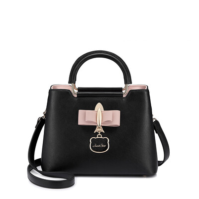 JUST STAR handbag shoulder bag Korean version of the Messenger bag fashion trend handbag bow hanging tide 732 sky blue small version
JUST STAR handbag shoulder bag Korean version of the Messenger bag fashion trend handbag bow hanging tide 732 sky blue small version