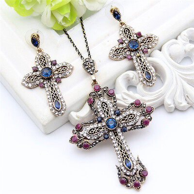 Vintage Turkish Women Flower Cross Jewelry Sets Antique Gold Color Resin Cross Earring Rhinestone Cross Necklace Ethnic Jewelry
Vintage Turkish Women Flower Cross Jewelry Sets Antique Gold Color Resin Cross Earring Rhinestone Cross Necklace Ethnic Jewelry