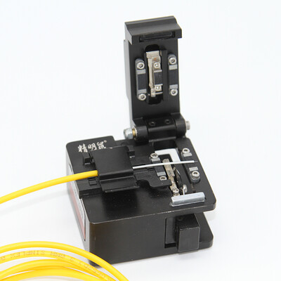 Smart mouse noyafa NF-9505 black fiber cutting knife high precision fiber cutting knife cable cold connection tool kit automatic return knife fiber cutting machine
Smart mouse noyafa NF-9505 black fiber cutting knife high precision fiber cutting knife cable cold connection tool kit automatic return knife fiber cutting machine