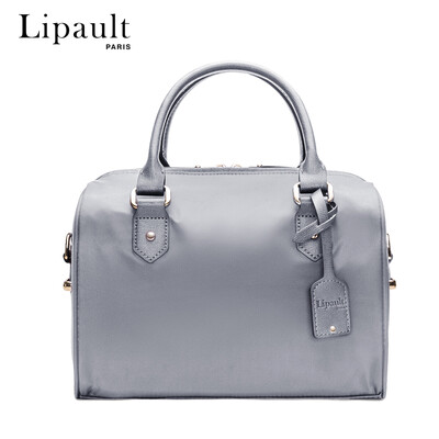 Lipault handbag casual fashion Boston bag solid color shoulder slung ladies bag P6669004 piano black
Lipault handbag casual fashion Boston bag solid color shoulder slung ladies bag P6669004 piano black