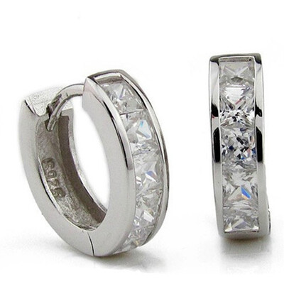 Korea Trendy Jewelry Clip on Earrings Cubic Zirconia Ear Cuff Ladies Fashion Hoop Earring for Women Gift WHEA138
Korea Trendy Jewelry Clip on Earrings Cubic Zirconia Ear Cuff Ladies Fashion Hoop Earring for Women Gift WHEA138