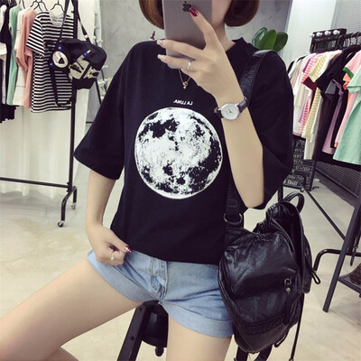 Summer New Personality Planet Moon Printed Loose T Shirts Women Short Sleeve White T-shirt
Summer New Personality Planet Moon Printed Loose T Shirts Women Short Sleeve White T-shirt