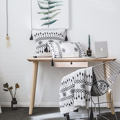 New Nordic Black White Knitted Blanket Throw Plaids Knit Blankets Bedding Sofa Cover Same Style Cushion Cover Pillow Cover Set
New Nordic Black White Knitted Blanket Throw Plaids Knit Blankets Bedding Sofa Cover Same Style Cushion Cover Pillow Cover Set