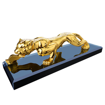 40000 km car perfume decoration car creative leopard car interior decoration gold SWY6006
40000 km car perfume decoration car creative leopard car interior decoration gold SWY6006