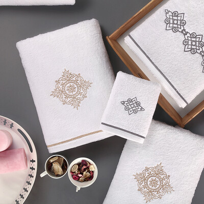 Kansasin canasin towel home textile five-star hotel Rome embroidery cotton thickening hotel towel gray embroidery white 570 grams 140 80cm
Kansasin canasin towel home textile five-star hotel Rome embroidery cotton thickening hotel towel gray embroidery white 570 grams 140 80cm